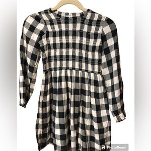 5/$25  Hanna Andersson Black Buffalo Plaid Smocked Dress in Girls US size 8.